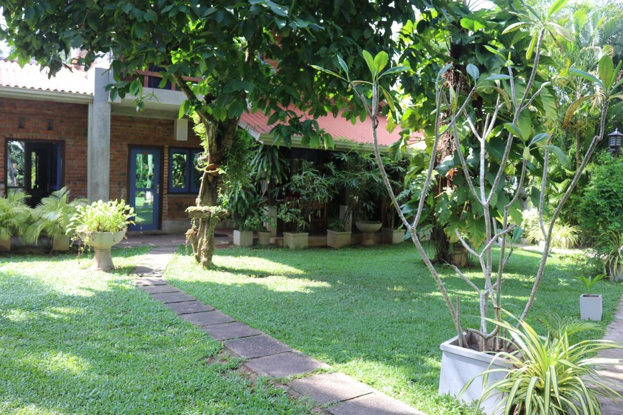Pavana Hotel Negombo Bagian luar foto